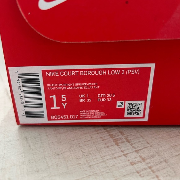 Nike court borough low 2 (PSV) Boys size 1.5 - Picture 5 of 7